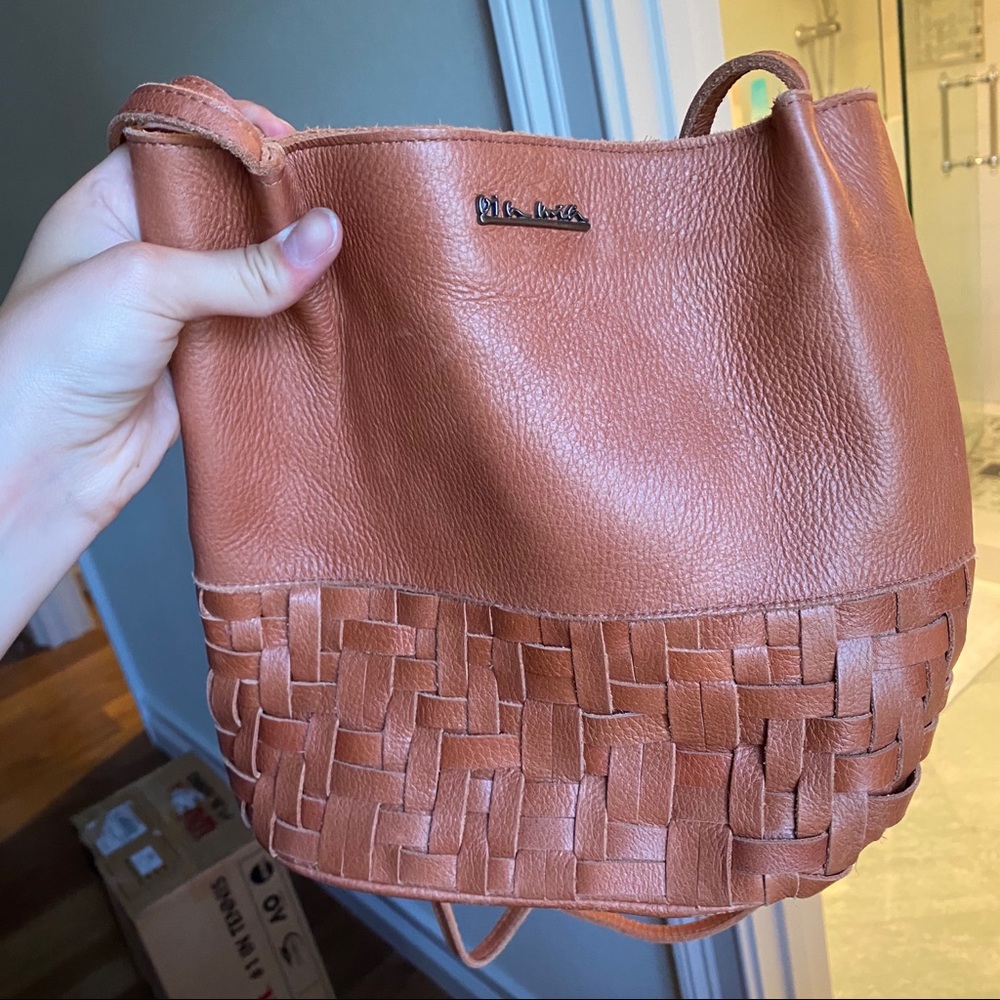 Tan faux leather purse